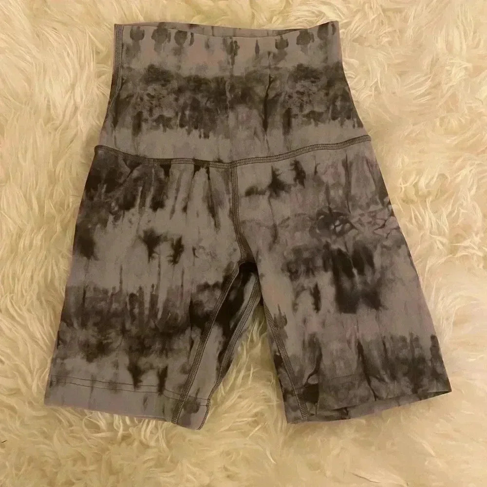 New Lululemon align super high rise shorts size 2 | 6” NWOT